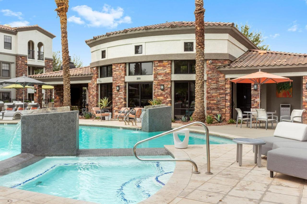 Cozysuites Glendale By The Stadium With Pool 03 外观 照片